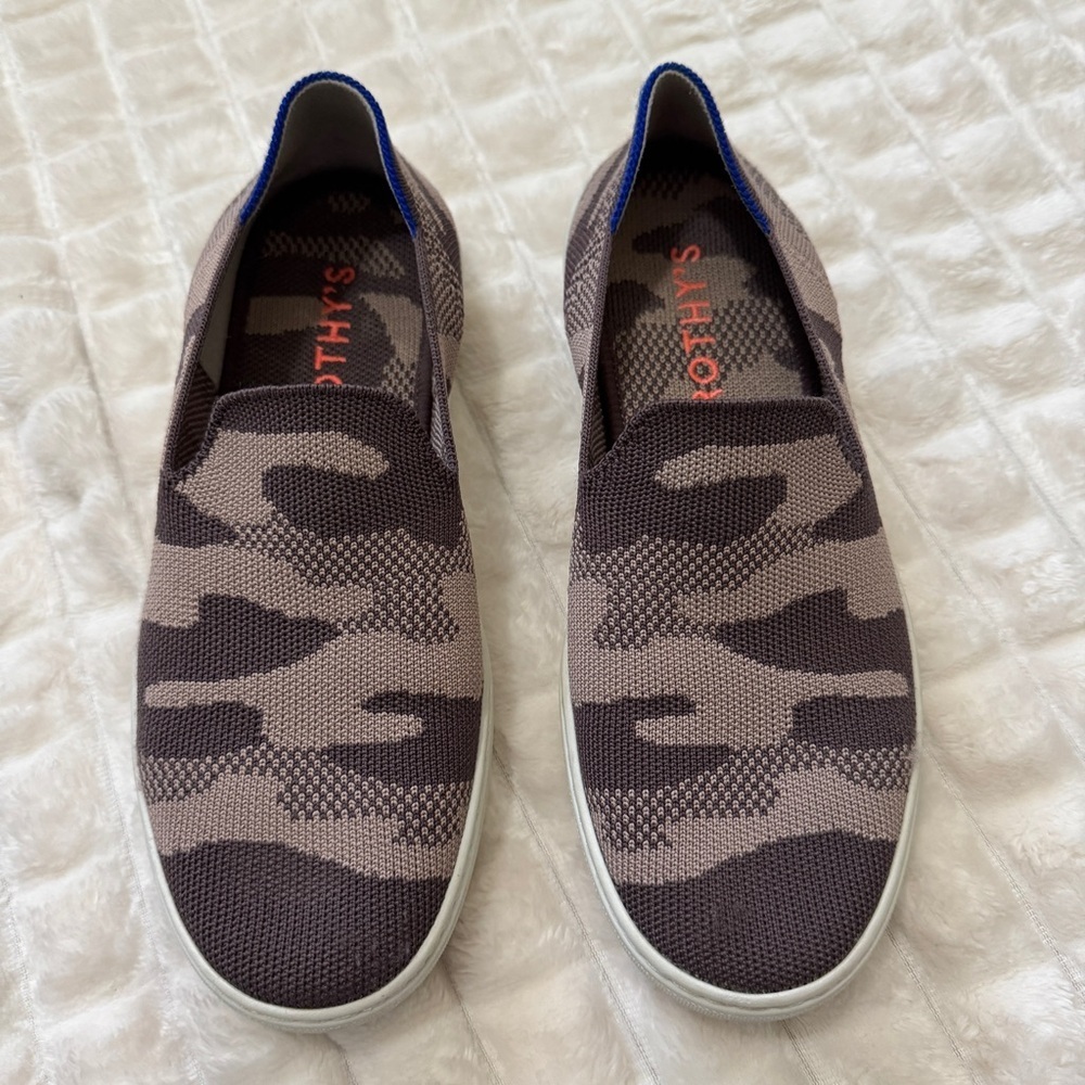Rothy’s 7.5 The Original Sneaker Retired Taupe Camo Camouflage Comfort Washable